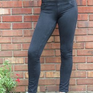 Super Soft Black Jeggings